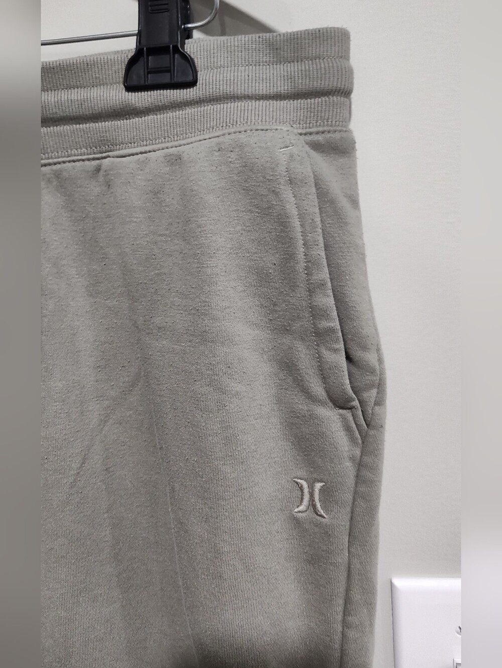 Hurley Men's Size Large Jogging Pants/Joggers, Olive Green, Item# 185121930 - Picture 3 of 13